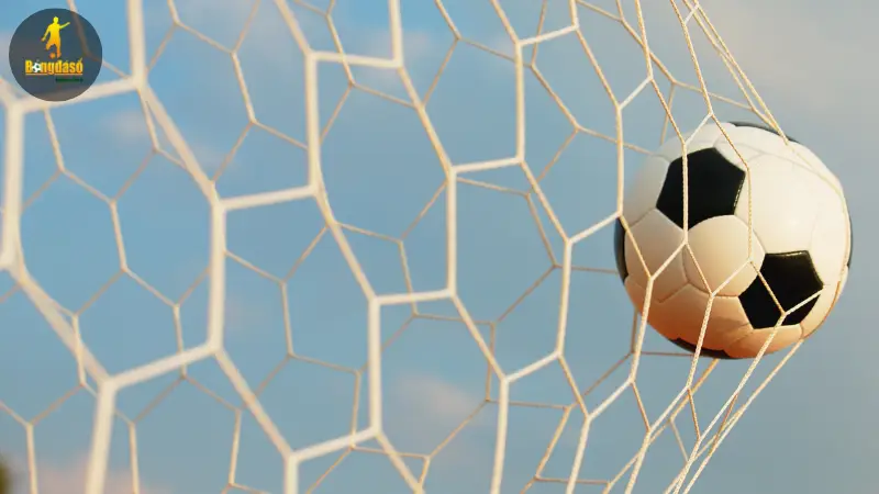 Kèo tài xỉu dựa trên tổng số bàn thắng của hai đội